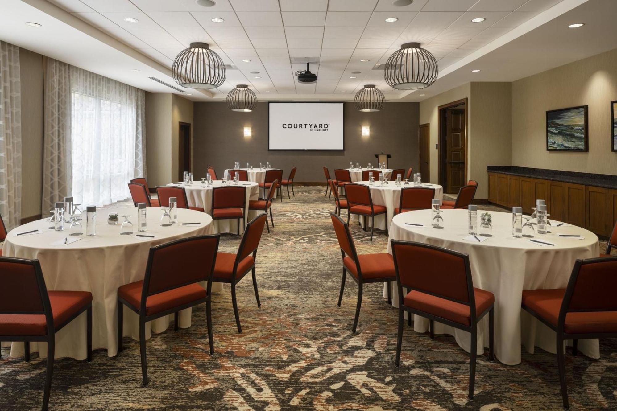 فندق Courtyard By Marriott Santa Barbara غولتا المظهر الخارجي الصورة