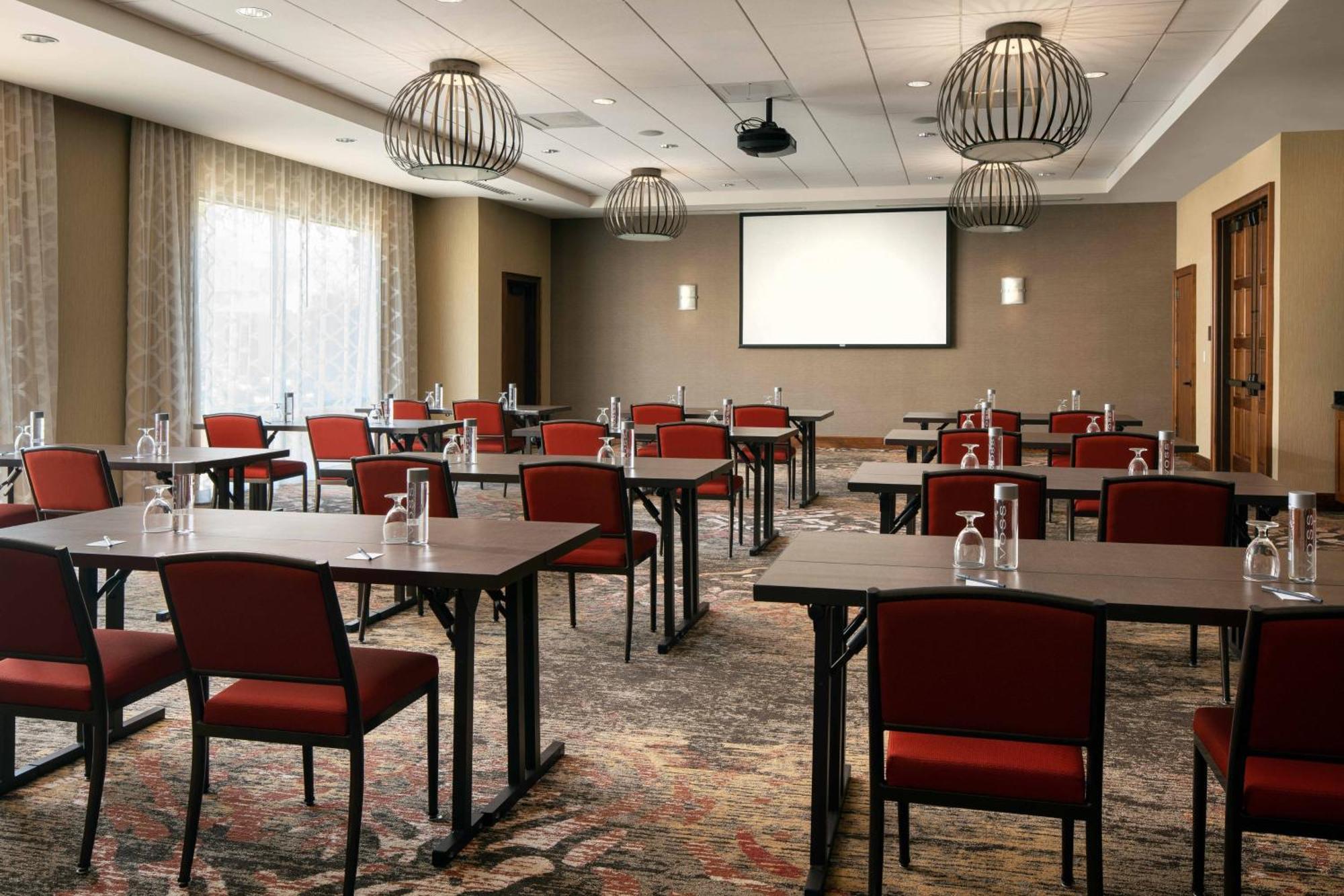 فندق Courtyard By Marriott Santa Barbara غولتا المظهر الخارجي الصورة