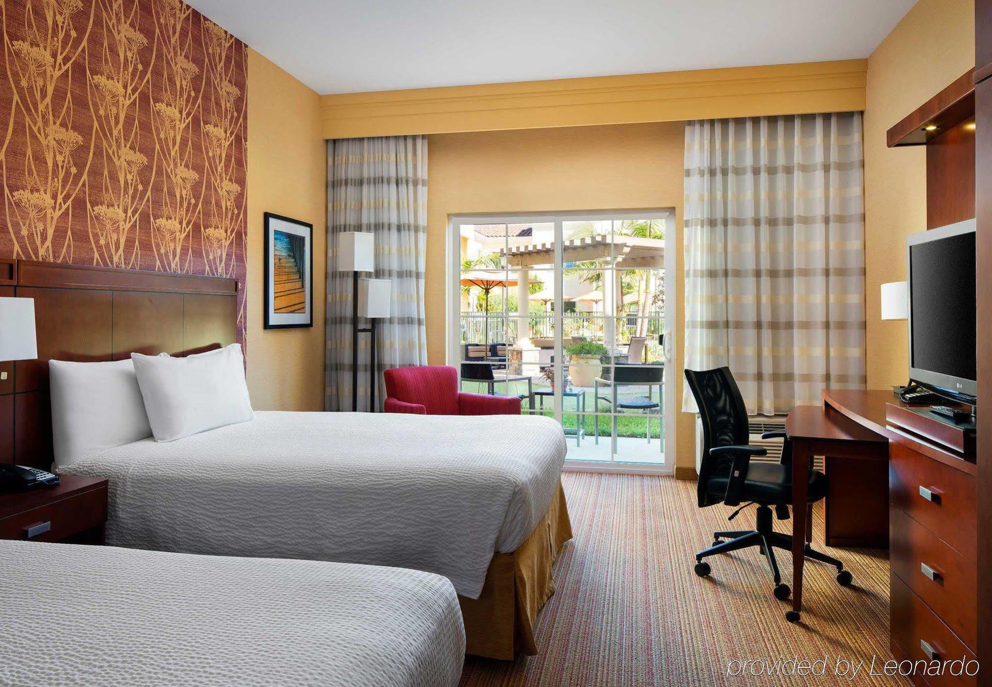 فندق Courtyard By Marriott Santa Barbara غولتا المظهر الخارجي الصورة