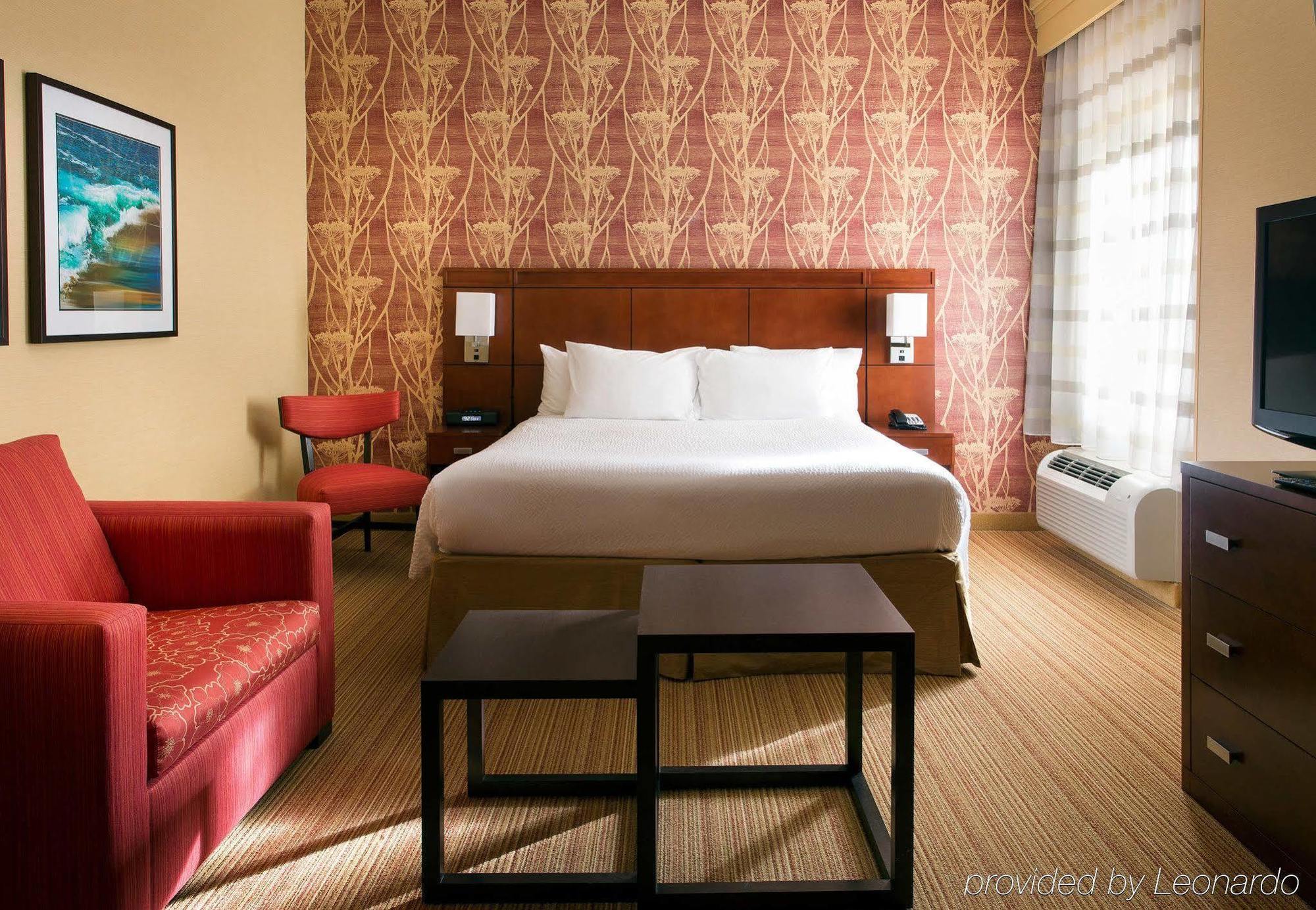 فندق Courtyard By Marriott Santa Barbara غولتا المظهر الخارجي الصورة